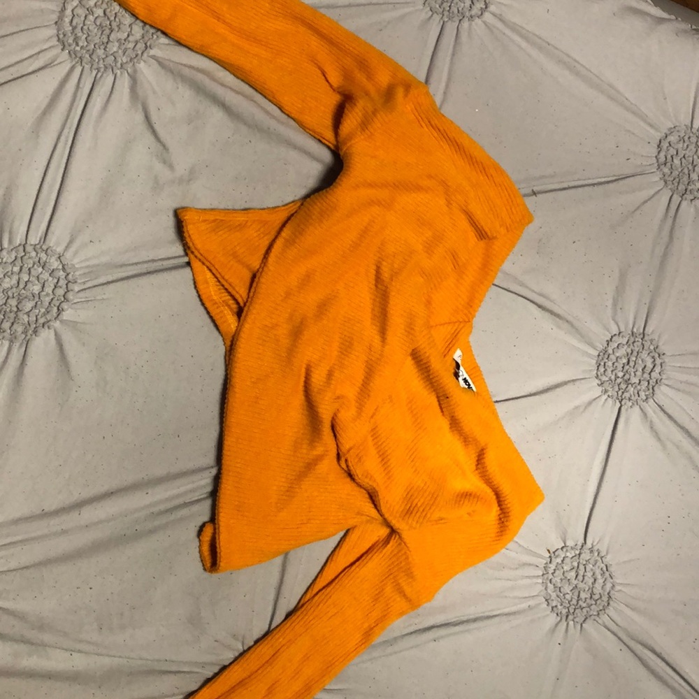 orange very copped top
